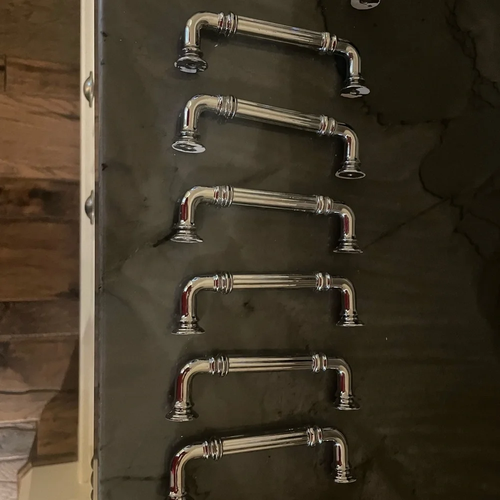 Top knobs Reeded drawer pull. Set of 8 - Picture 1 of 9